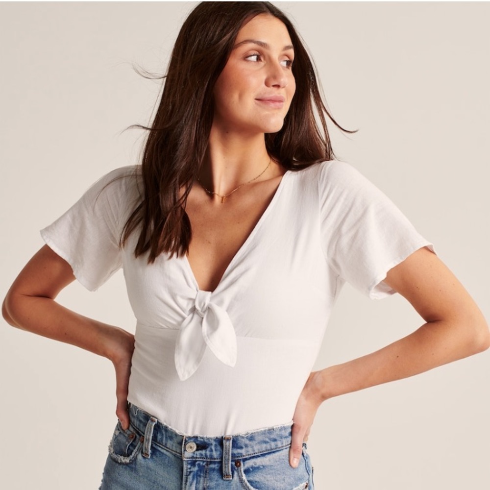 NWT Tie-Front Bodysuit